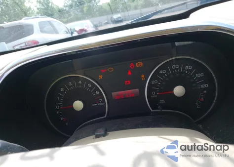 2006 Ford Explorer Xlt из США, поврежденный, VIN 1FMEU73E46UB59076